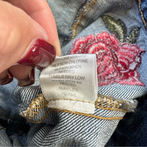 A.n.a.-A New Approach Embroidered Floral Rose Long Sleeve Denim Jacket Size M - Picture 10 of 11